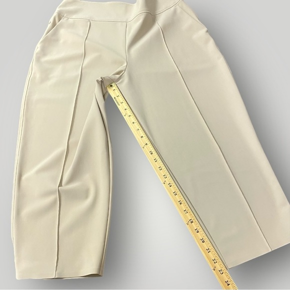 Athleta Stellar Wide Crop Size 16 Cream Tan #533534 - Picture 8 of 14